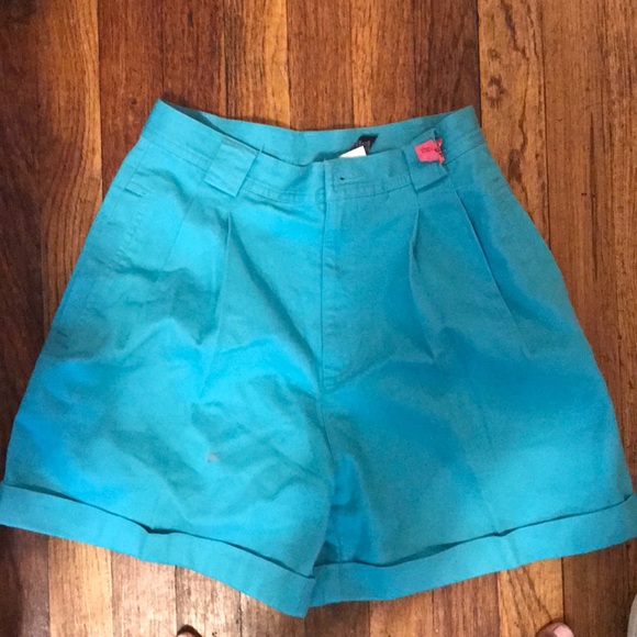 Set of shorts - Picture 2 of 5